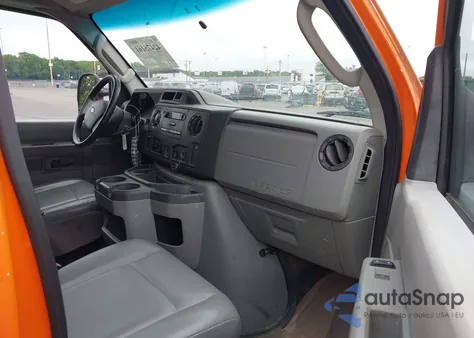 2014 Ford E-250 Commercial z USA, uszkodzony, nr VIN 1FTNE2EW3EDA64940